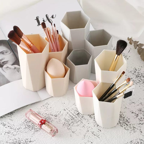3 Lattices Cosmetic Make-Up Organizer Box 3 Lattices Cosmetic Make-Up Organizer Box