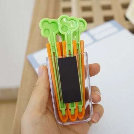 5PCS Food Sealing Clip Carrot Shape 5PCS Food Sealing Clip Carrot Shape